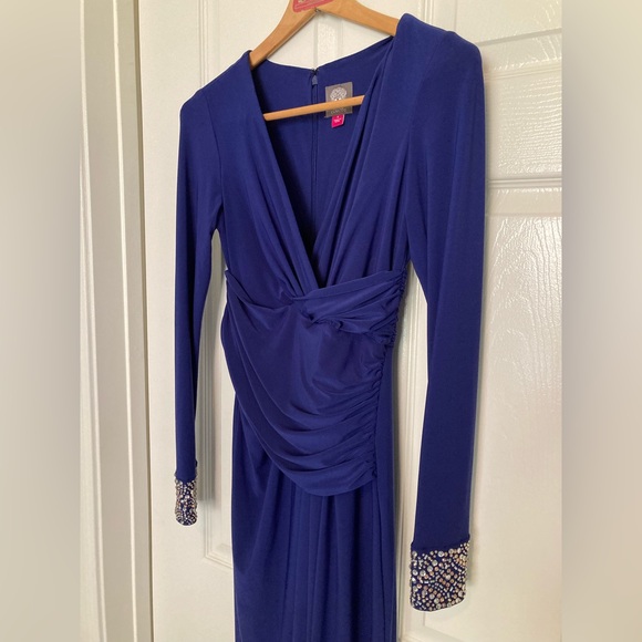 Vince Camuto Size 4 Long-Sleeve Embellished Faux-Wrap Gown in Royal Blue - Picture 4 of 13